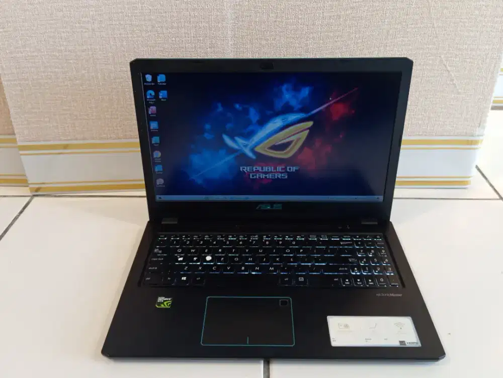 Asus Gaming RAM 16GB SDD 125+1TB