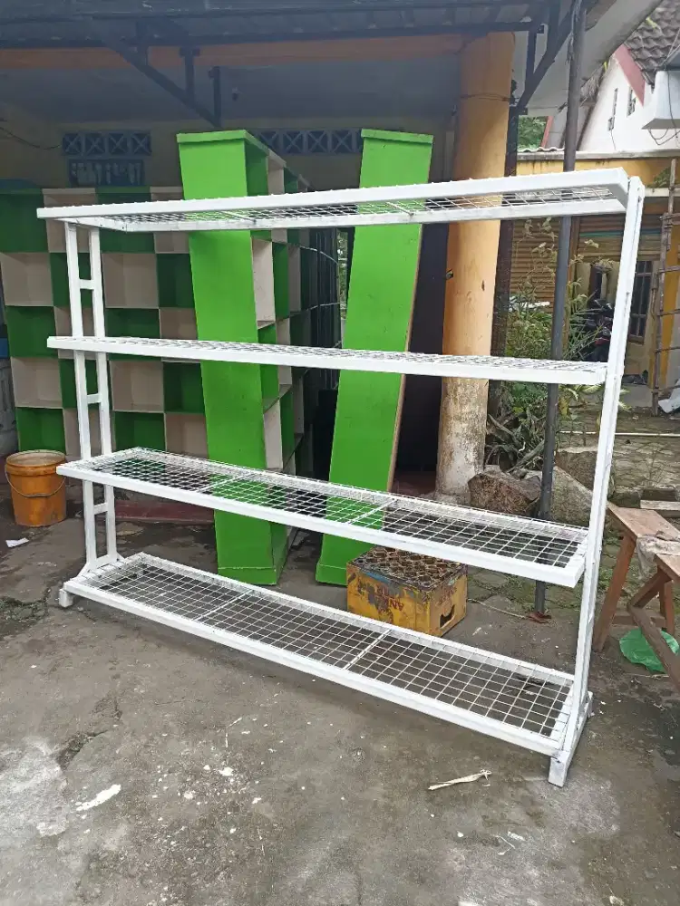 rak besi holo kuat p2m