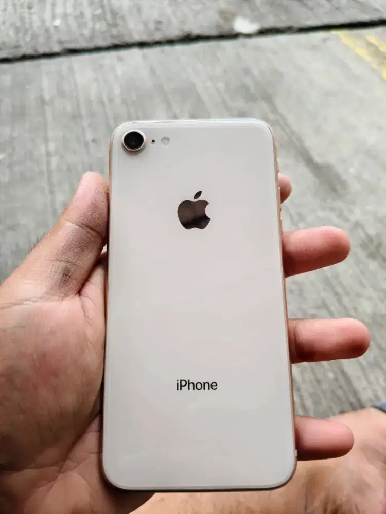 Iphone 8 64gb ibox