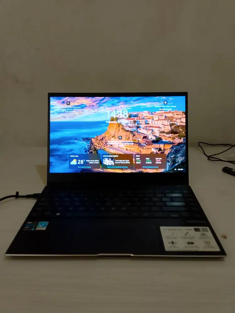 ASUS ZenBook Flip S UX363EA - Laptop 2-in-1 Premium Layar 4K OLED