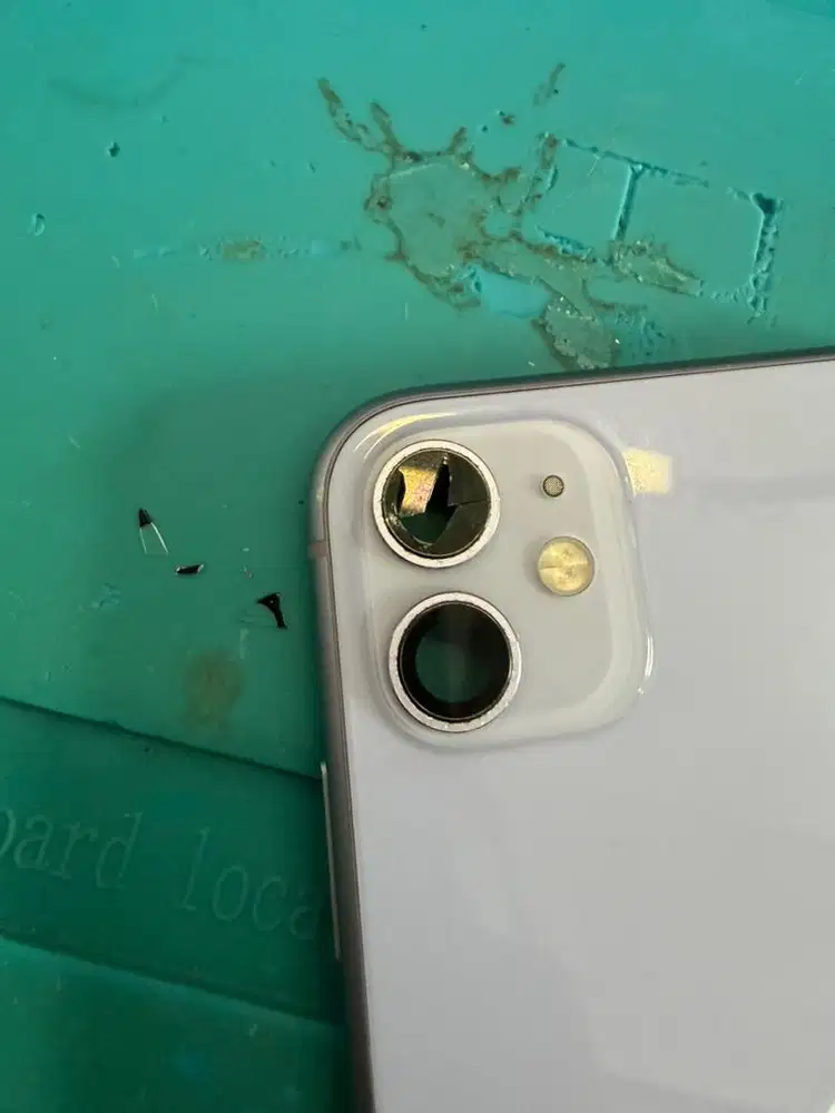 Ganti kaca kamera iphone 11