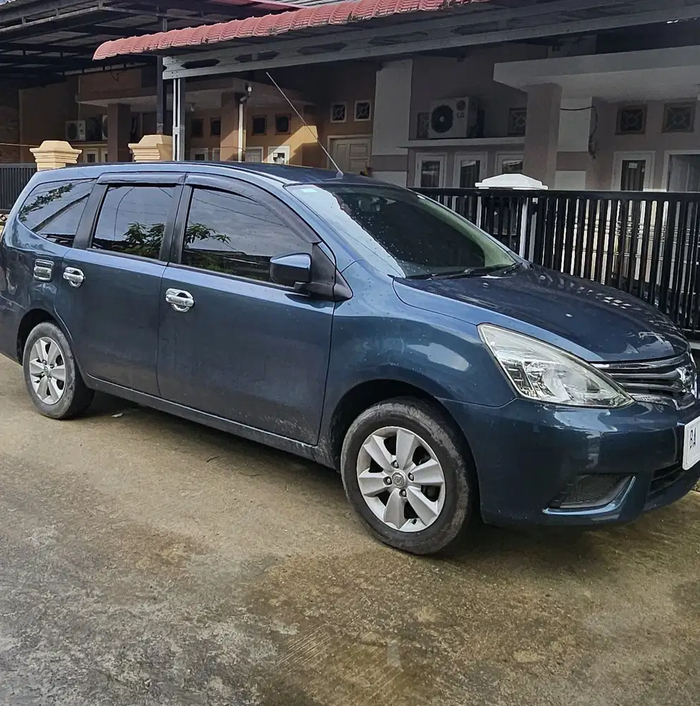 Nissan Grand livina 2017 Bensin