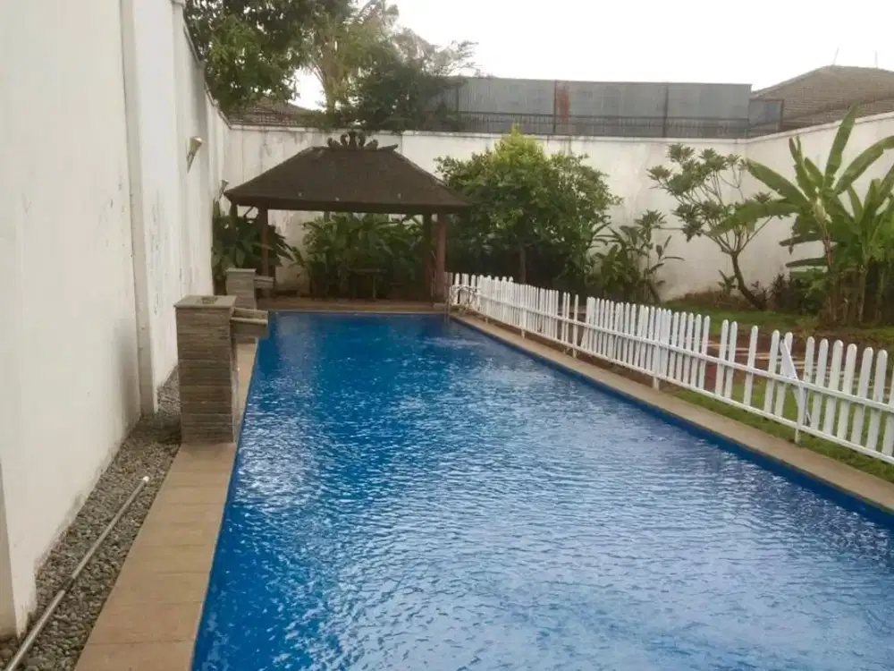 DIJUAL – RUMAH BESAR STRATEGIS SIAP HUNI