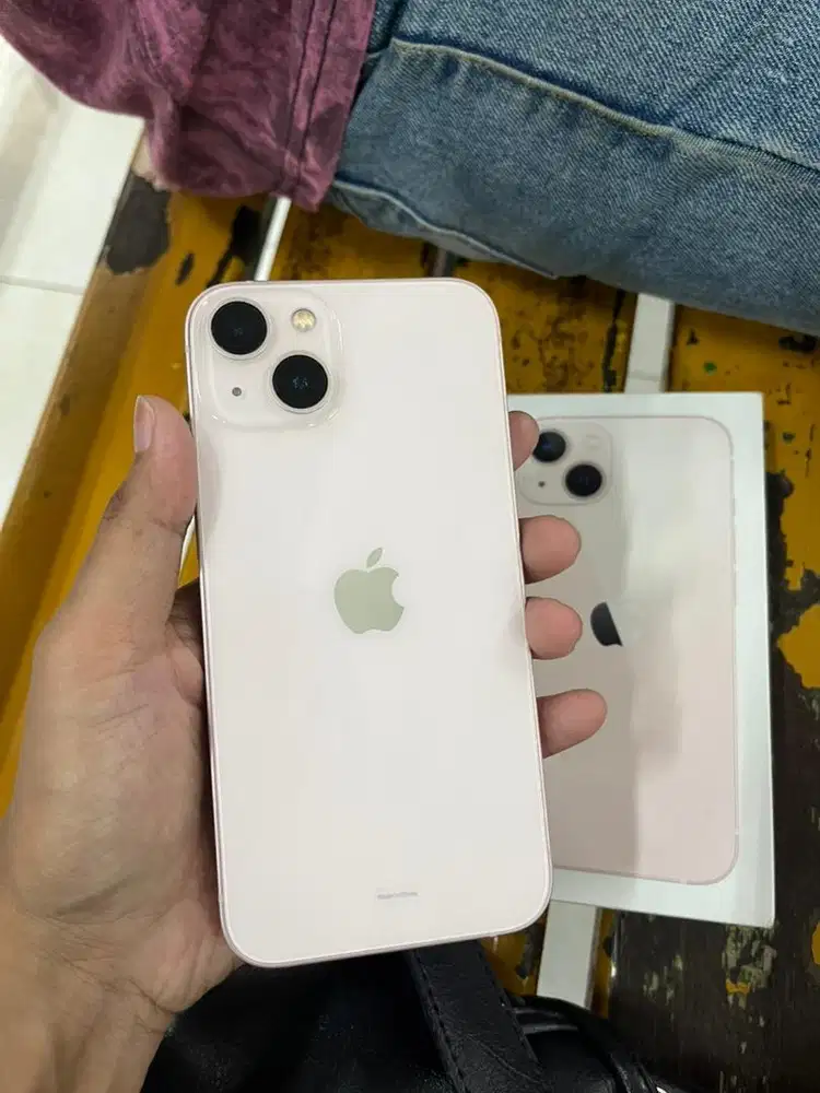 iphone 13 256gb likenew IBOX