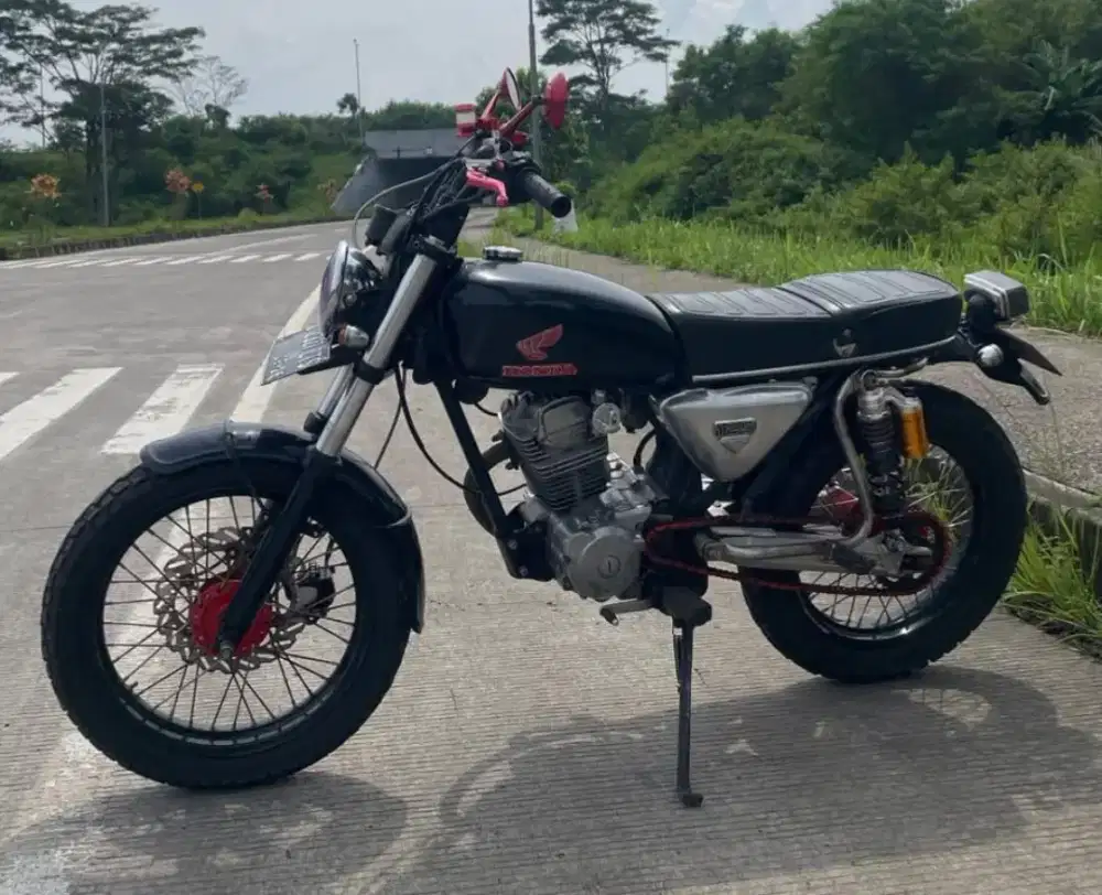 Honda CB custom basic