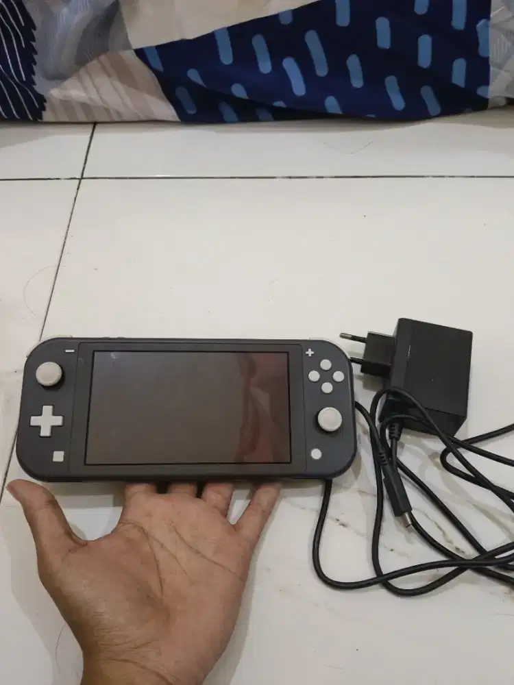 Nintendo switch lite 2019