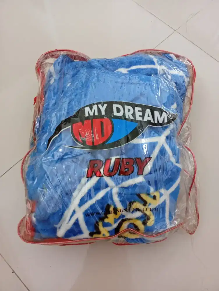 Selimut halus motif cowok