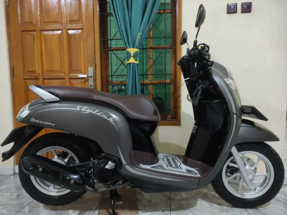 Super istimewa low km scoopy stylish donat cbs iss super mulus nominus