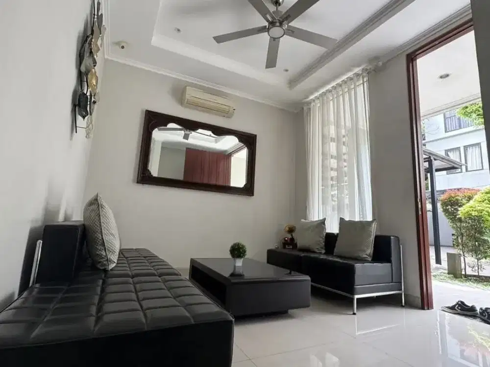 Rumah Town Hpuse Daerah Kebagusan Mewah Full Furnished