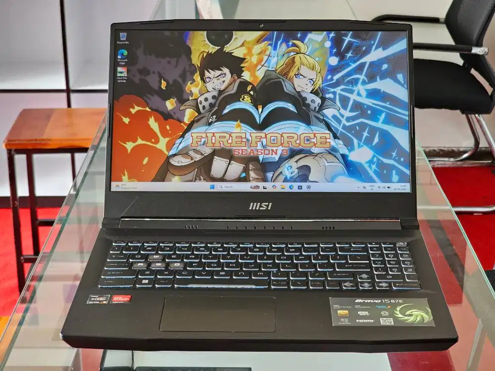 : MSI Bravo 15 B7ED AMD Ryzen 5 7535HS Ram 8 GB SSD 512 GB AMD Radeon