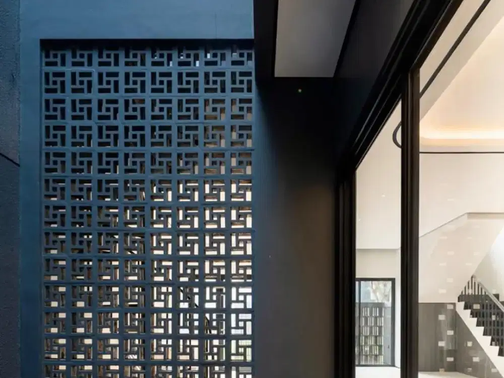 DIJUAL RUMAH DI EMINENT BSD