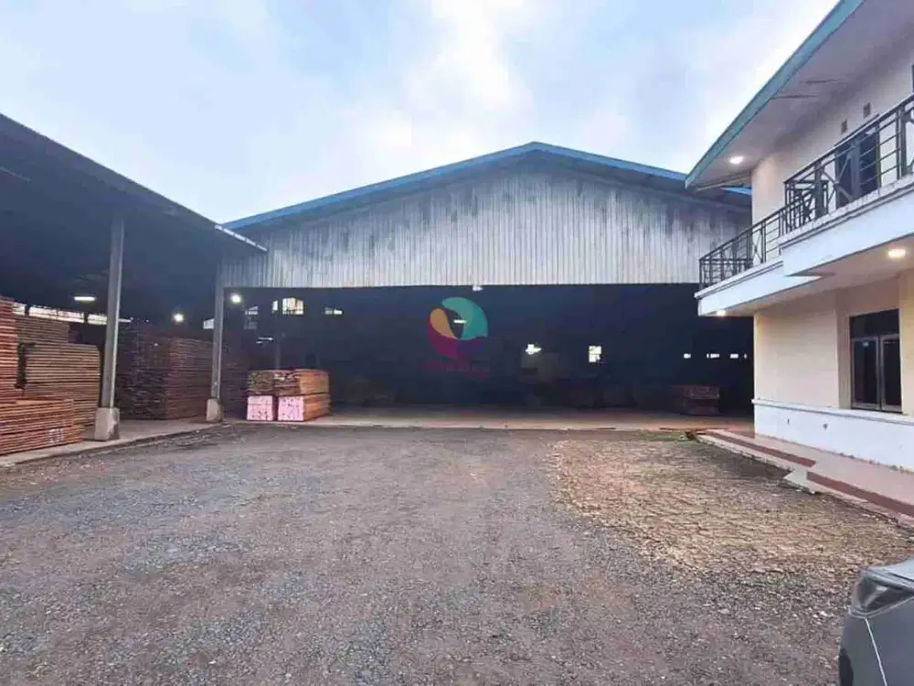 Dijual tanah dan bangunan ex gudang luas dan bagus di jl raya narogong, bekasi