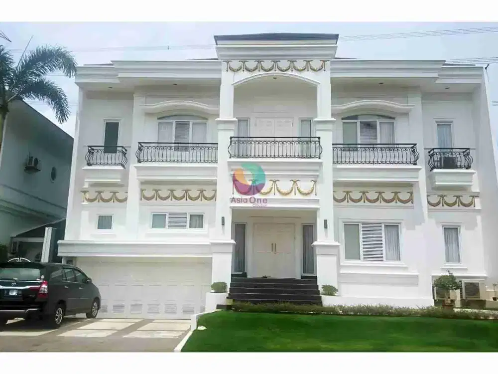 Dijual Cepat Rumah mewah luas 2 lantai di legenda wisata cibubur