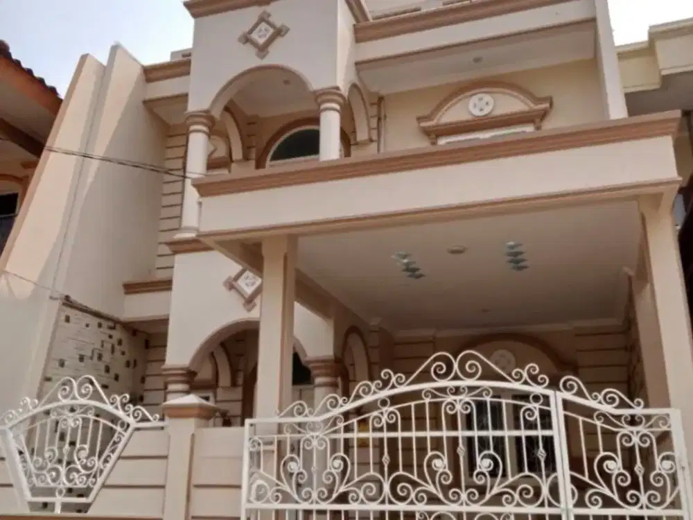 Rumah 3lt 8x18 144m type 4KT Sunter Jaya Jakarta Utara