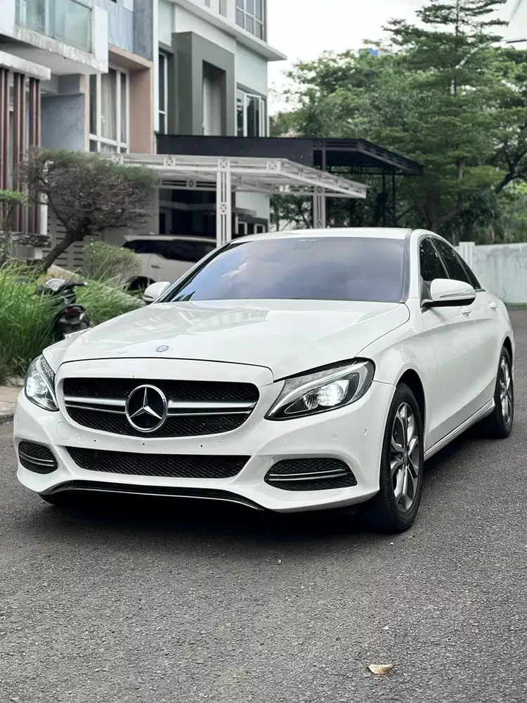 Mercedes-Benz C200 W205 2014 Avantgarde Putih