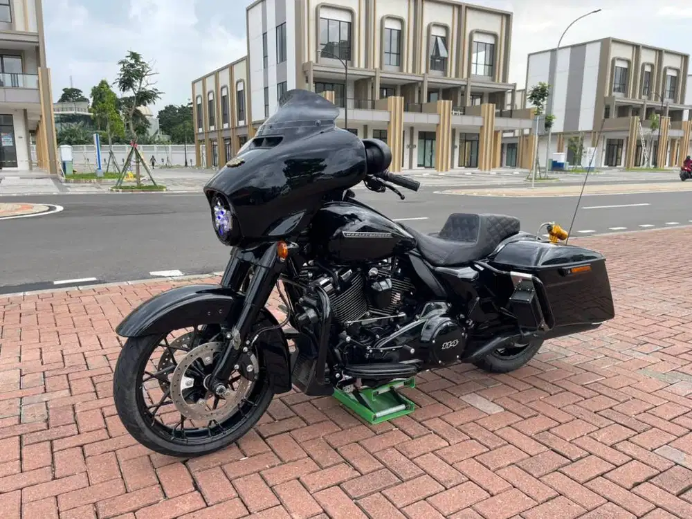 STREETGLIDE SPECIAL 2020 KM9RB FULL PAPER