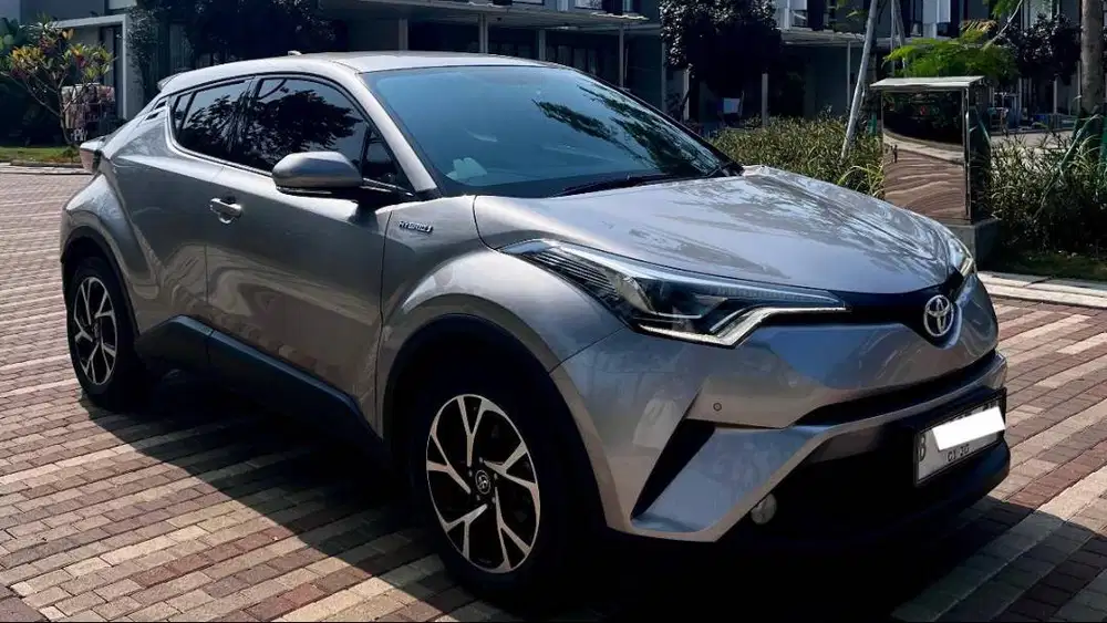 Dijual Toyota CHR 1.8 AT Hybrid 2020 (Very Good Condition)