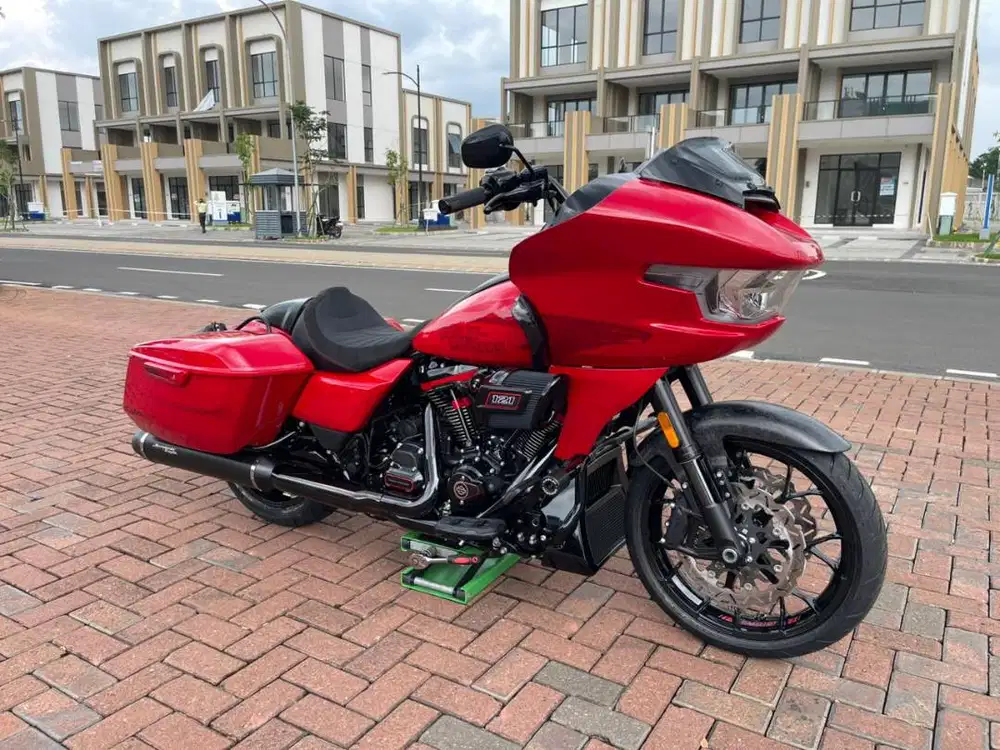 ALL NEW ROADGLIDE CVO ST 2025