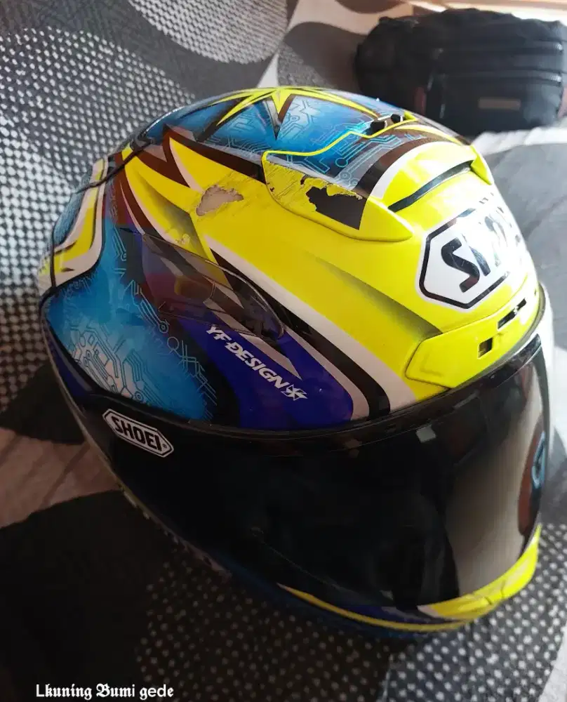 DI JUAL CEPAT HELM SHOEI X14