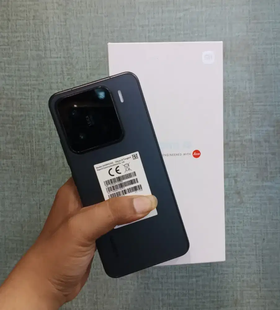 Xiaomi 15 12/512 5G Mulus Lengkap Fullset Nominus Original