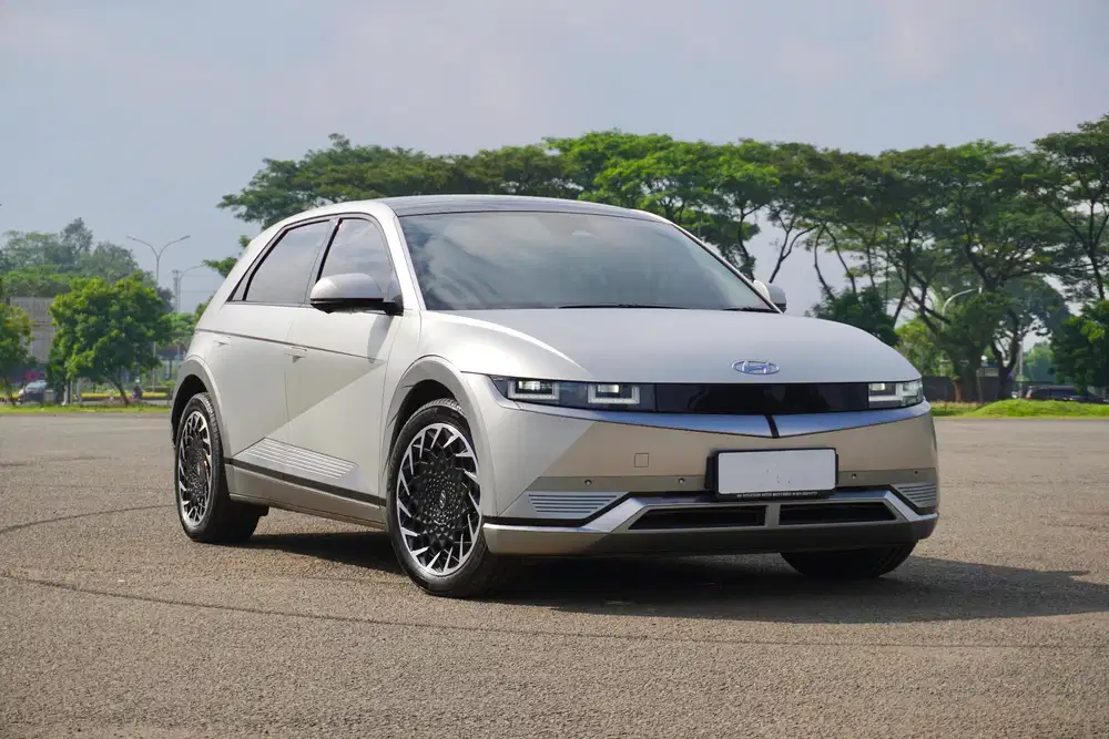 Hyundai Ioniq 5 EV
Signature Long Range Bluelink 2023