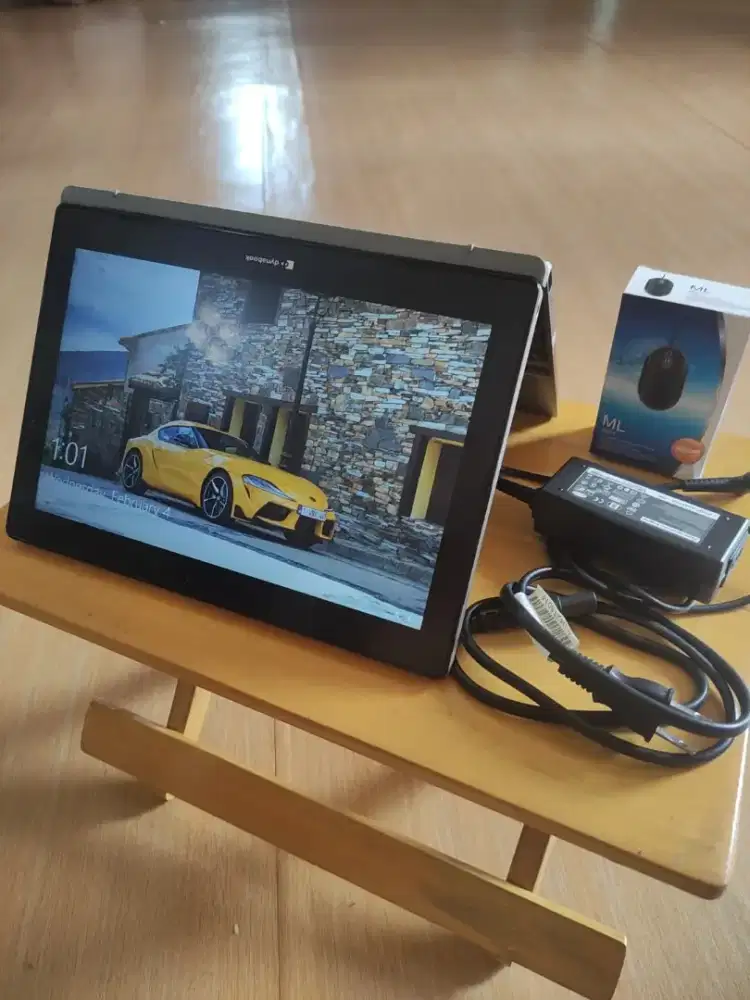 Laptop tablet 2 in 1 toshiba dynabook k50 touchscreen