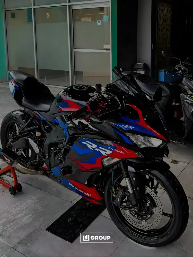 FOR SALE!! ZX 25R TAHUN 2022