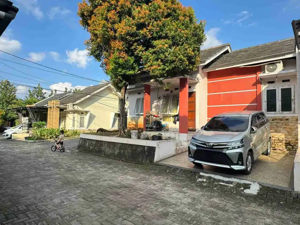 Jual Cepat Rumah Hook Strategis di Anggrek Loka Cipayung Jakarta Timur