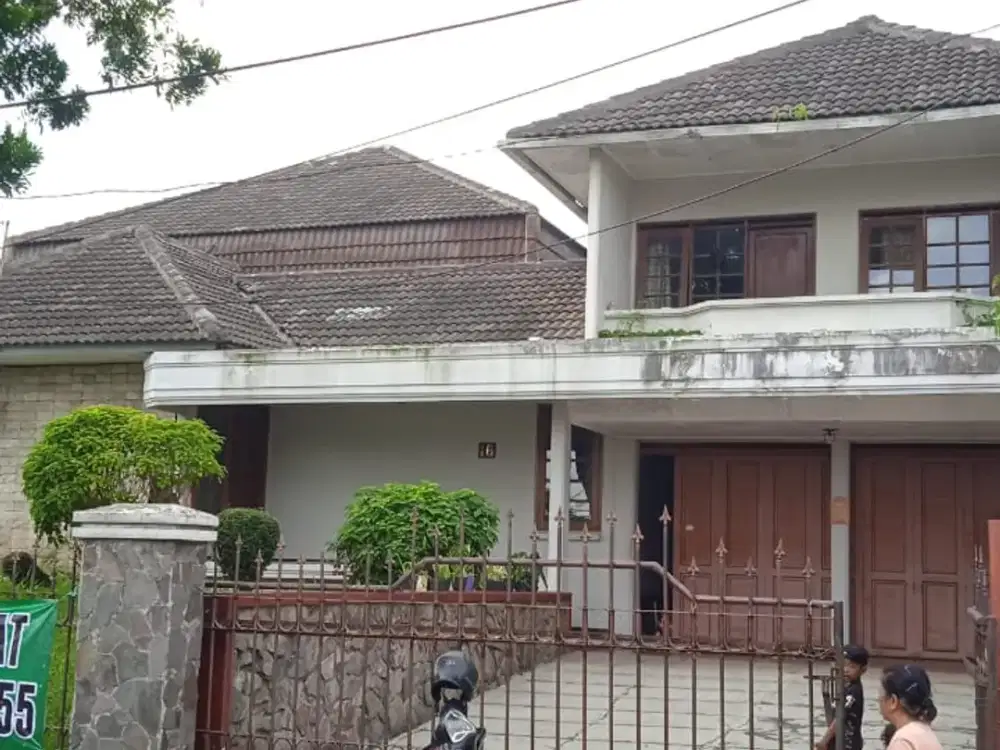 Rumah Mewah Hook Setrasari Bandung | LT 875 m² | 2 Lantai + Paviliun | Harga 15M