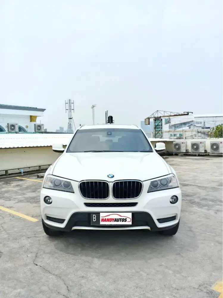 BMW X3 2.0 Diesel Panoramic Tahun 2011 Automatic putih