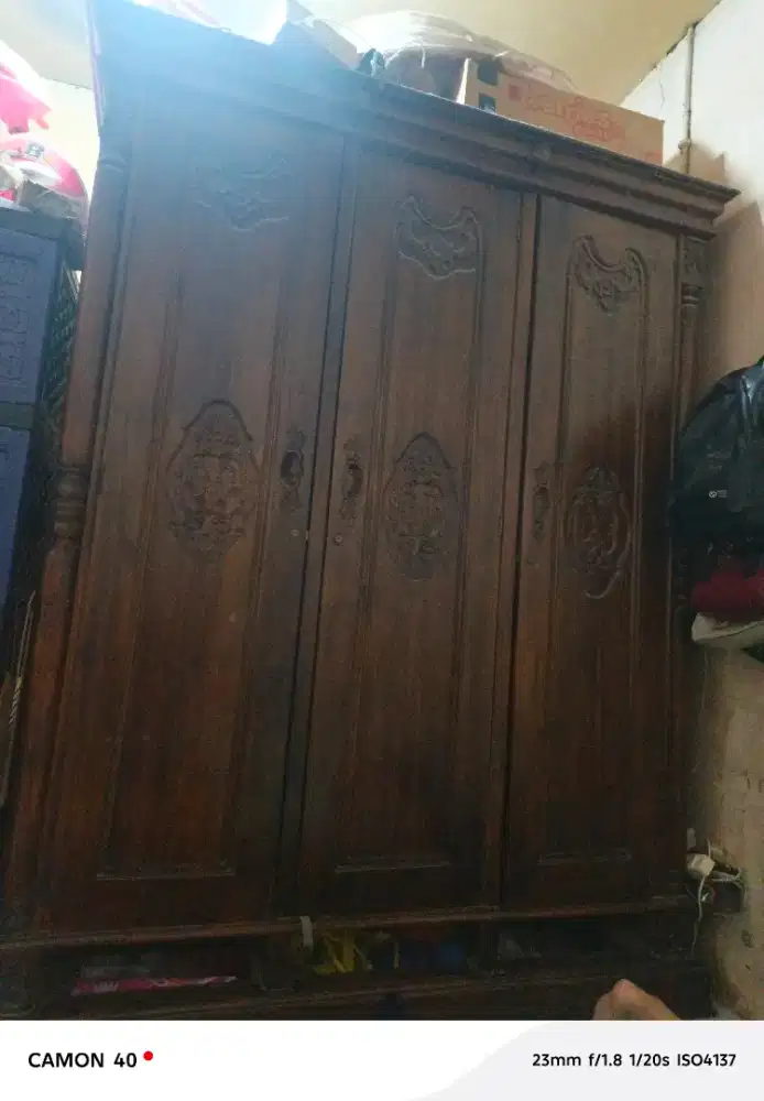 Lemari jati 3pintu