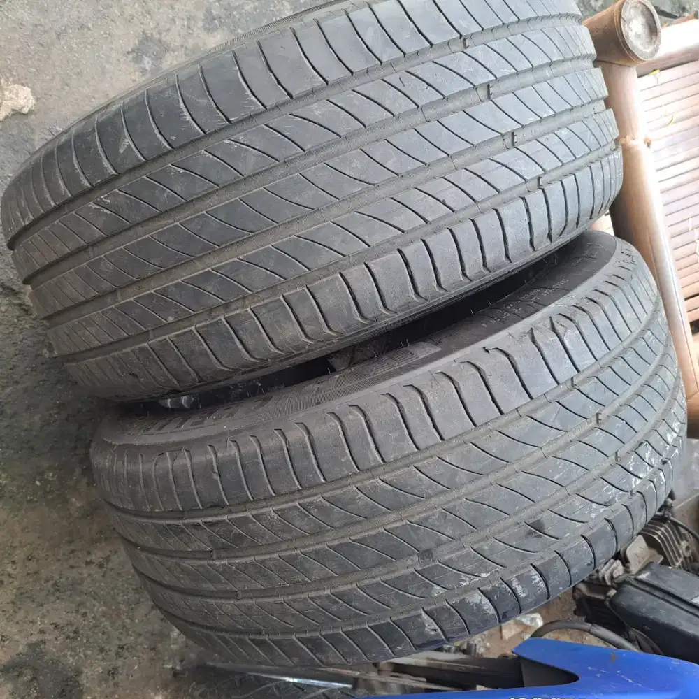 Ban michelin 235 55 17 michelin primacy ring 17