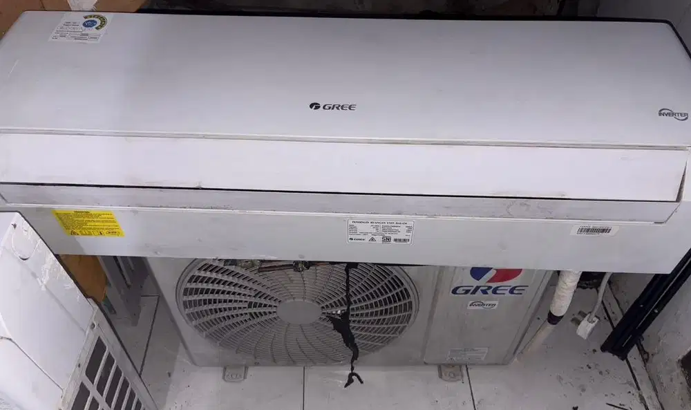 AC Gree Inverter 2 PK – Bekas 2 Tahun, Dingin & Hemat Listrik