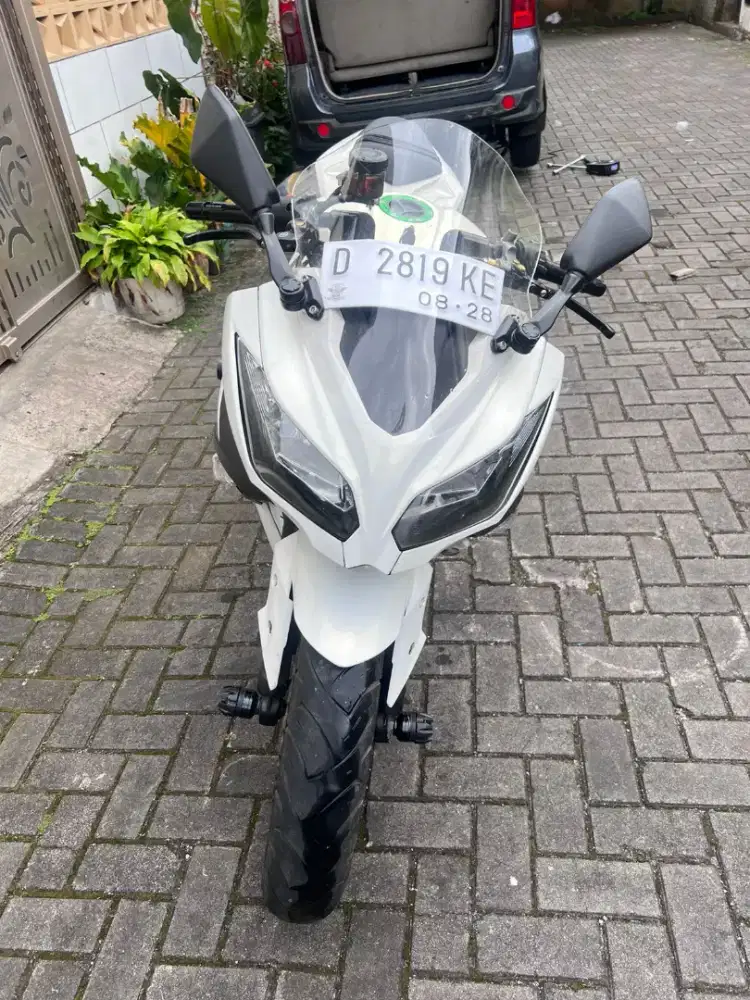 Kawasaki ninja f1 tahun 2013