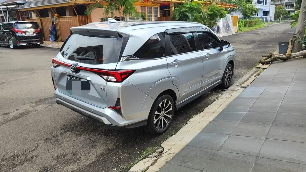 Toyota veloz 2022 Q CVT  Bensin murah pemakai