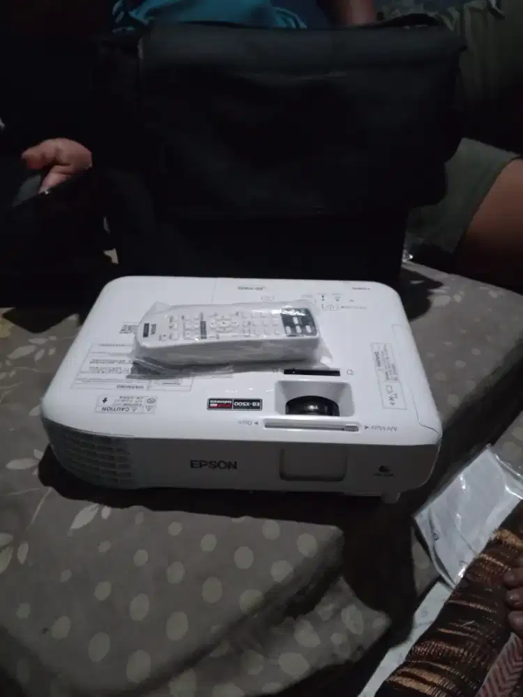 infocus Epson EB-X500