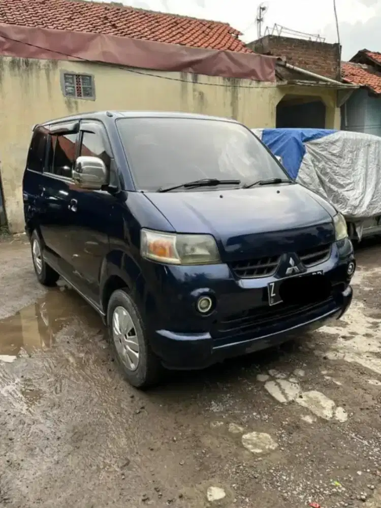 Mitsubishi Maven 2006