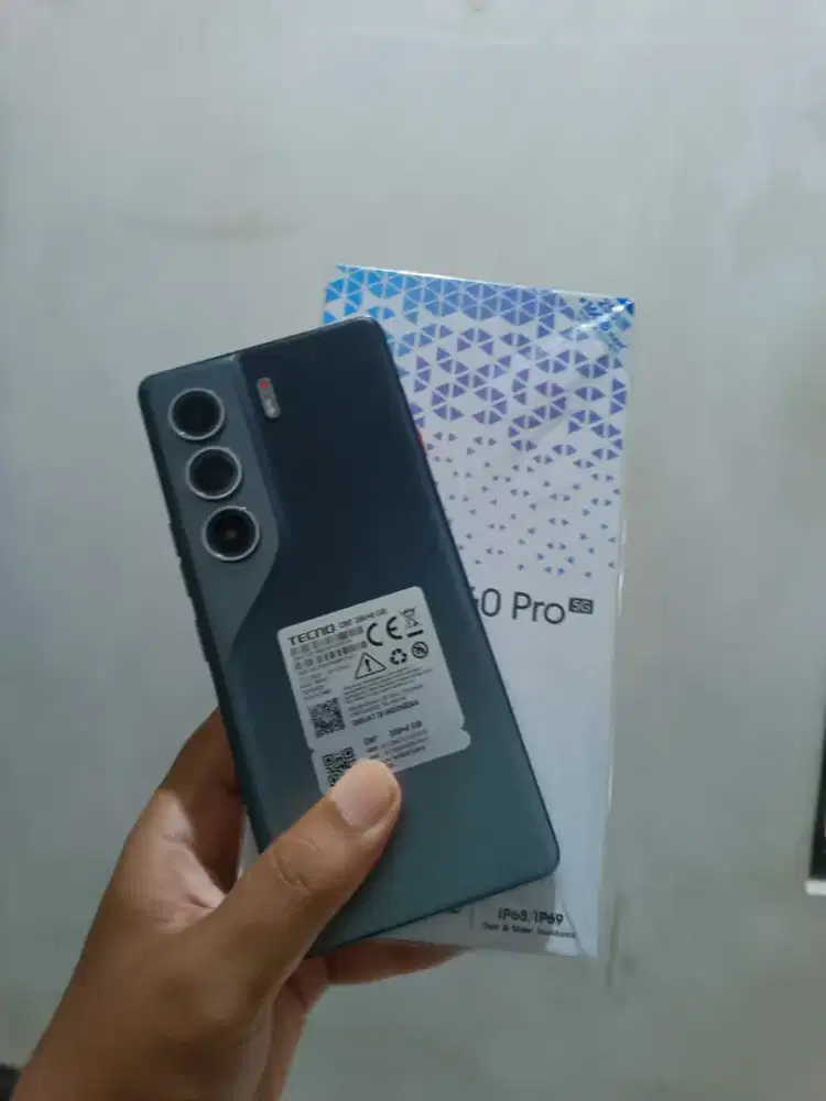 Tecno Camon 40 pro 8/256 Fullset Like New