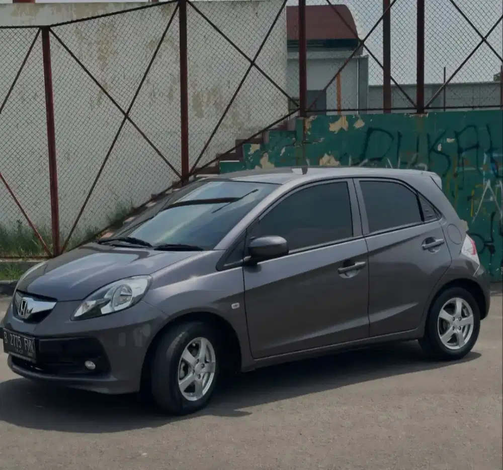 Honda Brio E AT