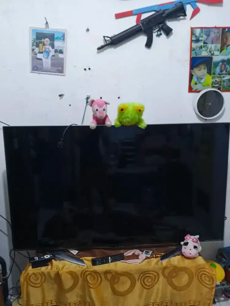 Mau Jual aja min tv 58 inch,1,900,000