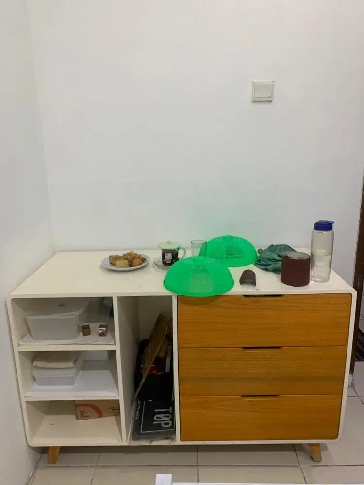 Lemari bufet tv laci 3