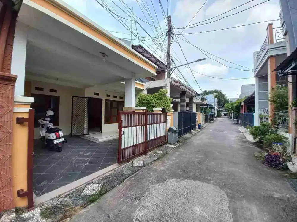 Rumah siap huni Bebas banjir di pondok cipta Bintara Bekasi Barat