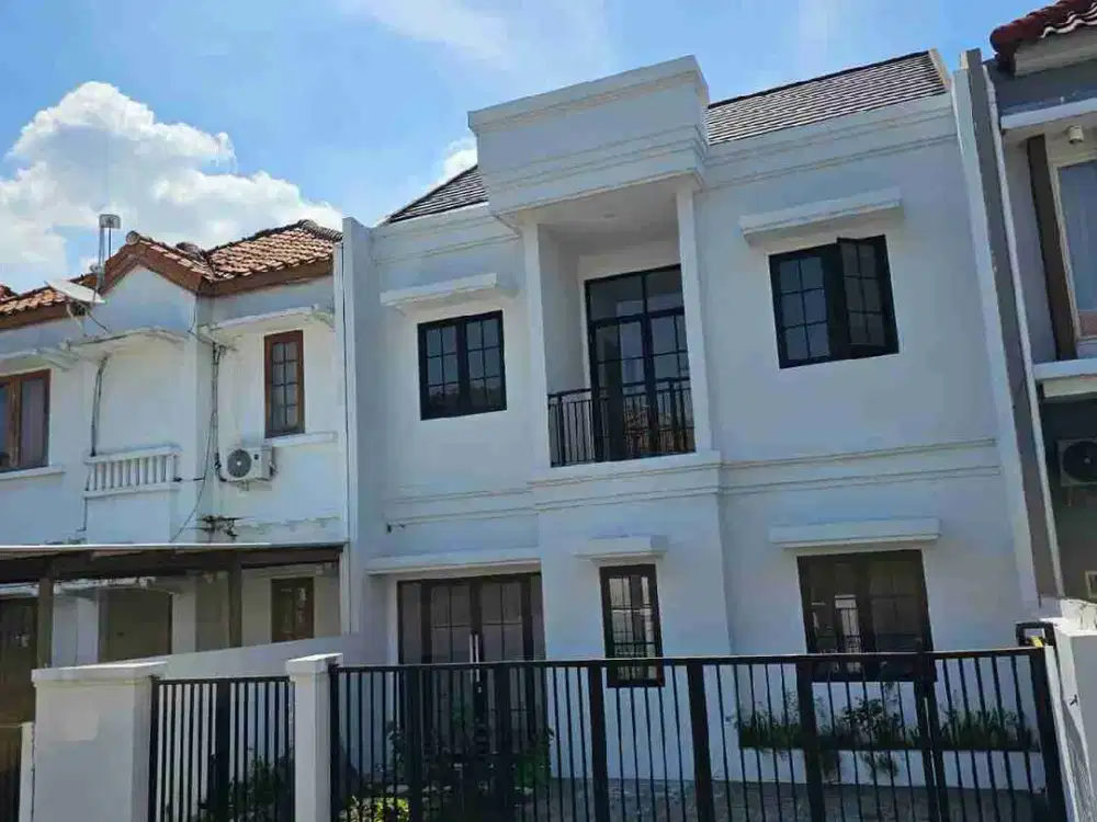 DIJUAL RUMAH BARU,BANGUNAN NEW BERGAYA AMERCAN MODERN CITRALAND SURABAYA