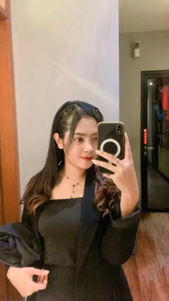 Cari kerjaan yg halal