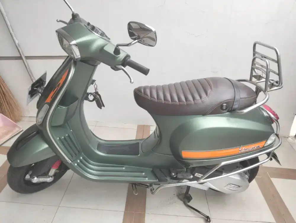 Vespa S 125 i-Get 2019 Hijau Doff – KM Rendah – STNK Panjang