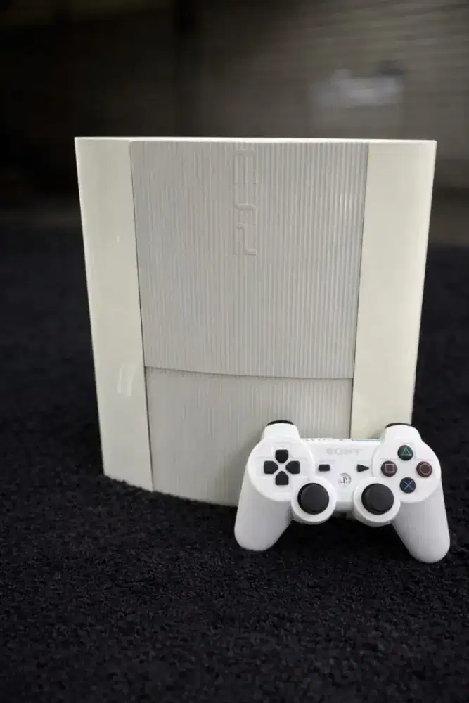 ps 3 super slim 500gb warna putih jual cepat