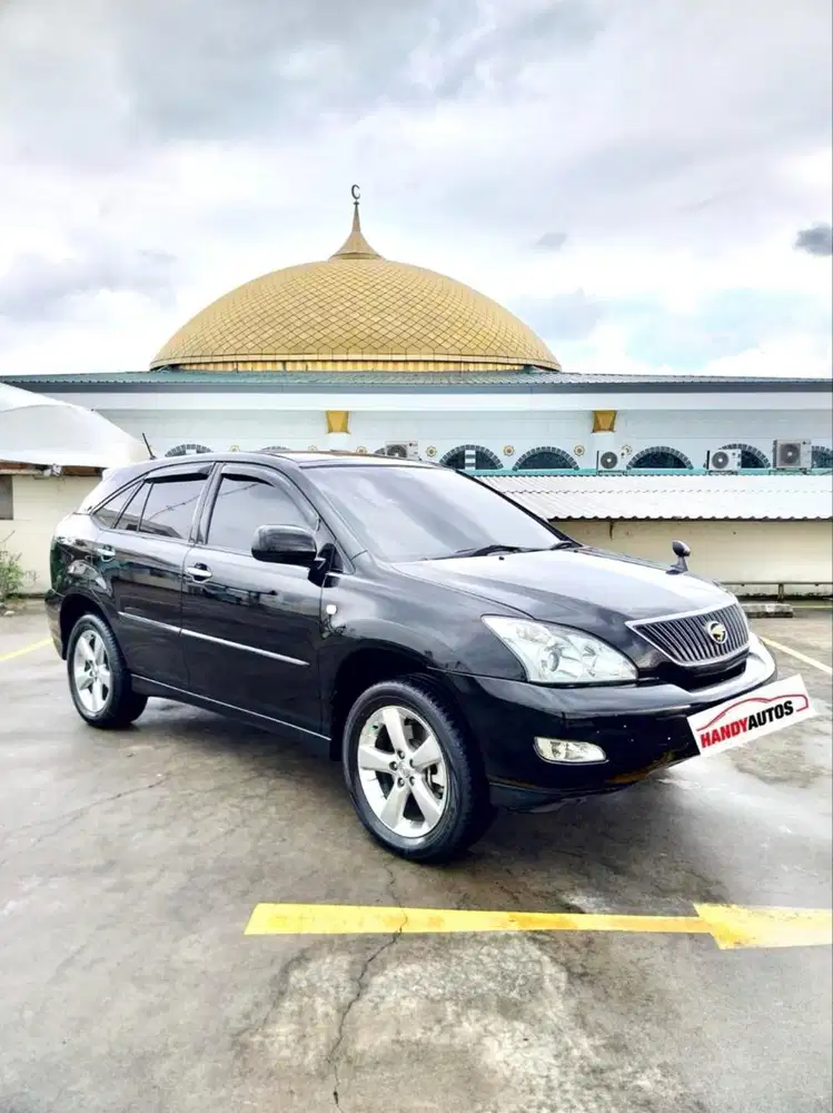 Toyota Harrier 2.4 L Prem Tahun 2010 Automatic Hitam Terawat.