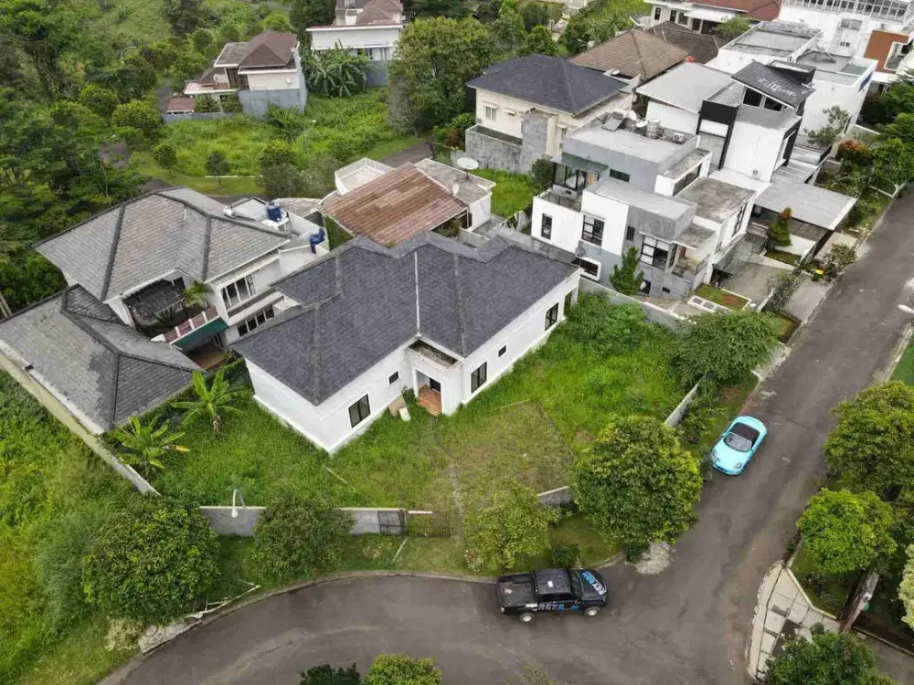 Rumah Dijual Hitung Harga Tanah Free Desain Ada IMB/PBG Lokasi Cluster Sentul City, Bogor