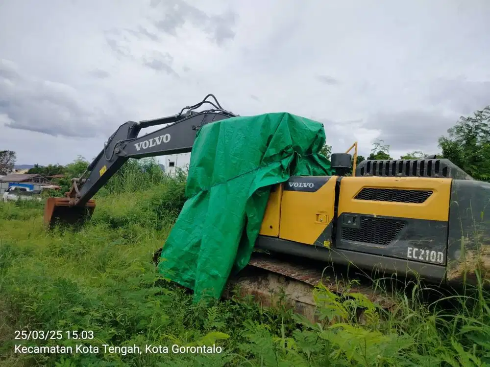 JUAL 1 UNIT VOLVO EXCAVATOR EC210D TAHUN 2022 - KONDISI AS IS