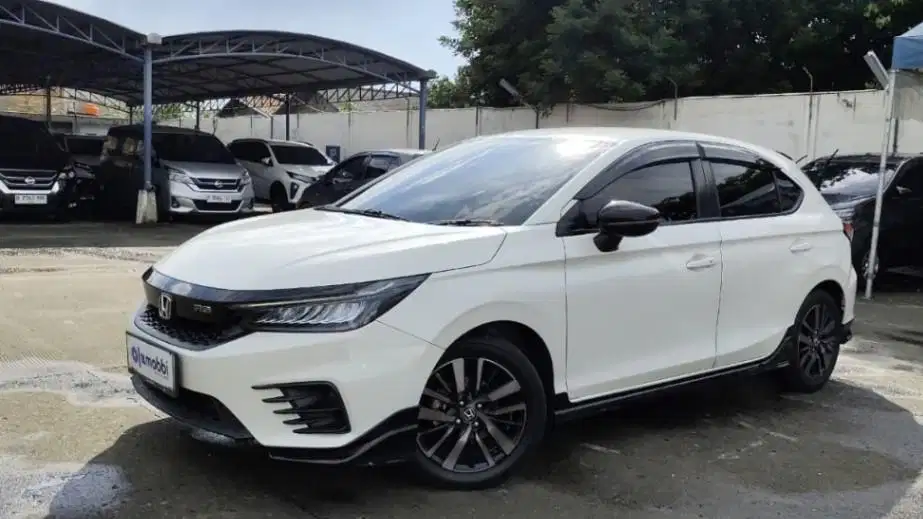LIKE NEW - Honda City 1.5 Hatchback RS Bensin-MT 2022